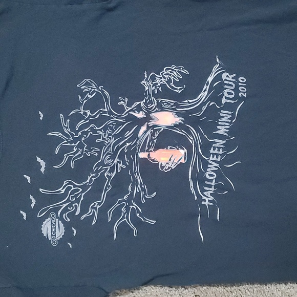 Halloween Tour t shirt - Picture 2 of 4